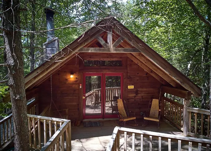 Gatlinburg Area Hottub Cabin - Ladyslipper